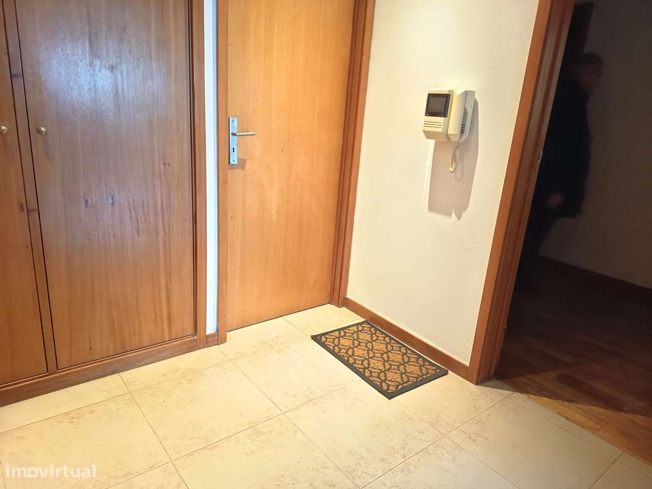 Apartamento T3 com varanda, garagem e jardim - Grande imagem: 4/11