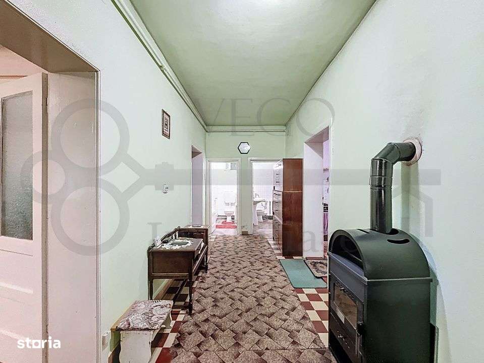 Casa individuala cu 3 camere, 100 mp, teren 450 mp, zona Aviatiei-12