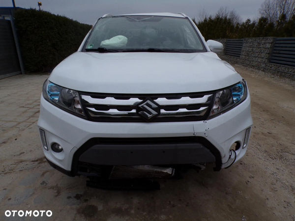 Suzuki Vitara 1.6 DDiS (4x2) Comfort - 2