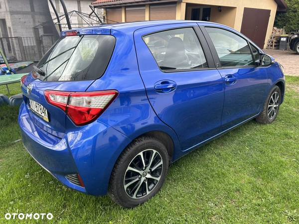 Toyota Yaris 1.5 Dynamic CVT - 22