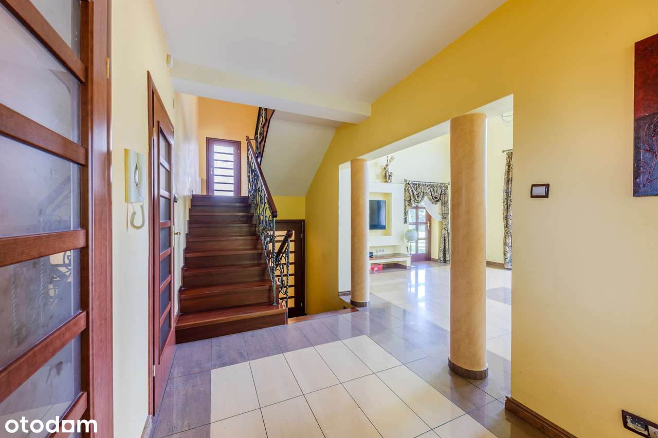 Wyjątkowy dom w Ludwikowie-5