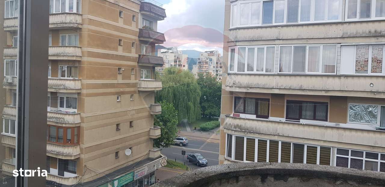 Apartament cu 3 camere, ultracentral, Bd Unirii, de vânzare-6
