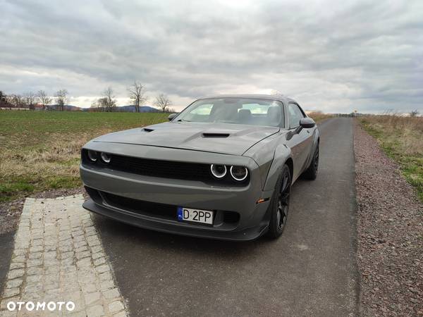 Dodge Challenger 3.6 SXT Plus - 12