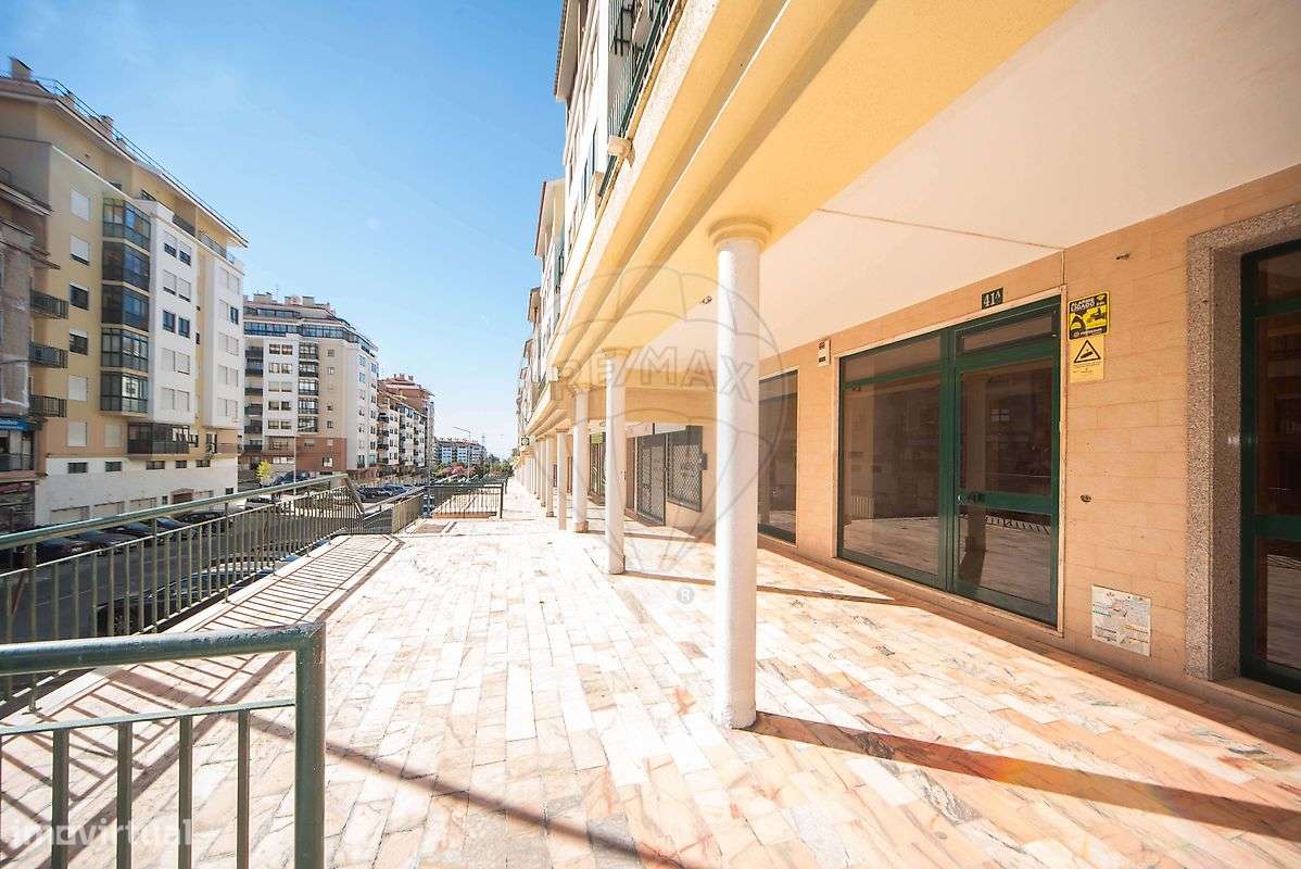 Loja  para arrendamento - Grande imagem: 3/25