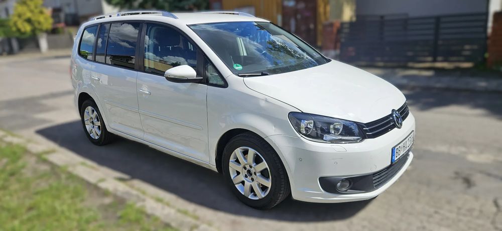 Volkswagen Touran II 1.6 TDI DPF BlueMotion Technology DSG Life 2013