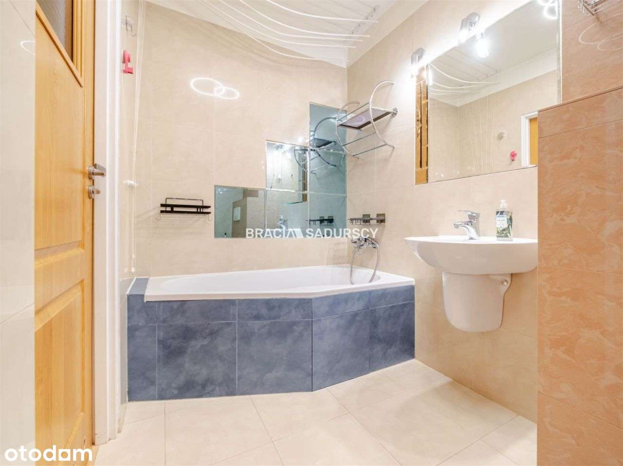 Sprzedam, duża kuchnia, 2-pok z balkonem-7