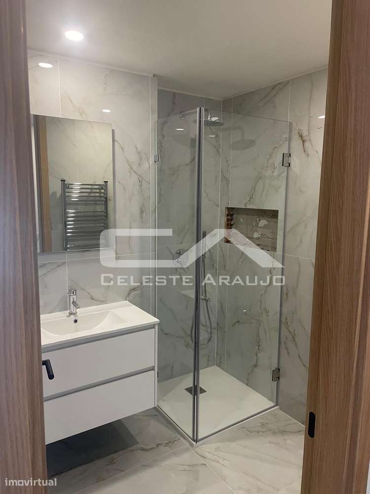 Apartamento T2+1 NOVO em São João da Madeira-8