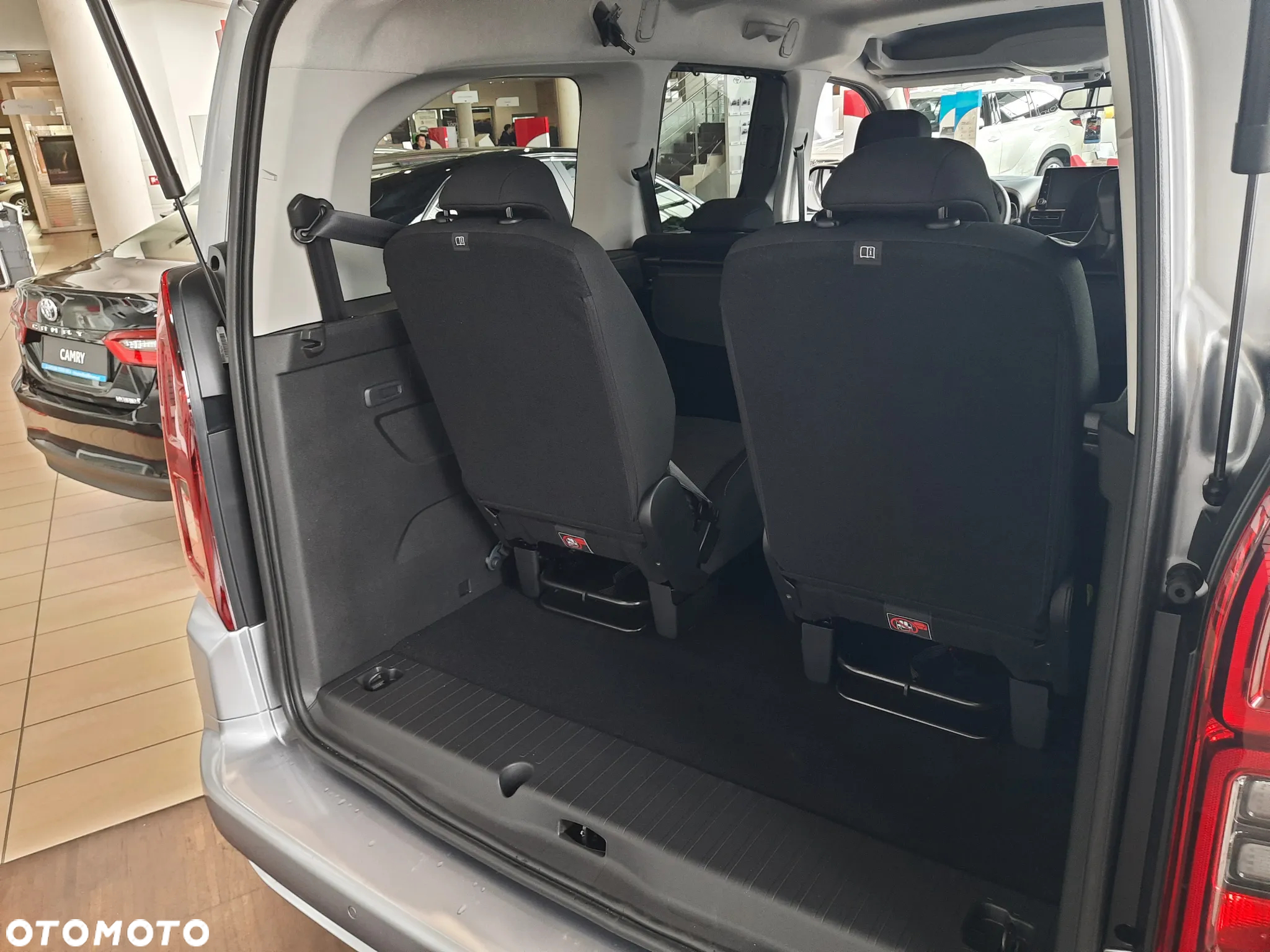 Toyota Proace City Verso Long 1.2 D-4T Business - 9