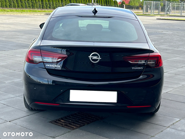 Opel Insignia 1.5 T Exclusive S&S Eco - 12