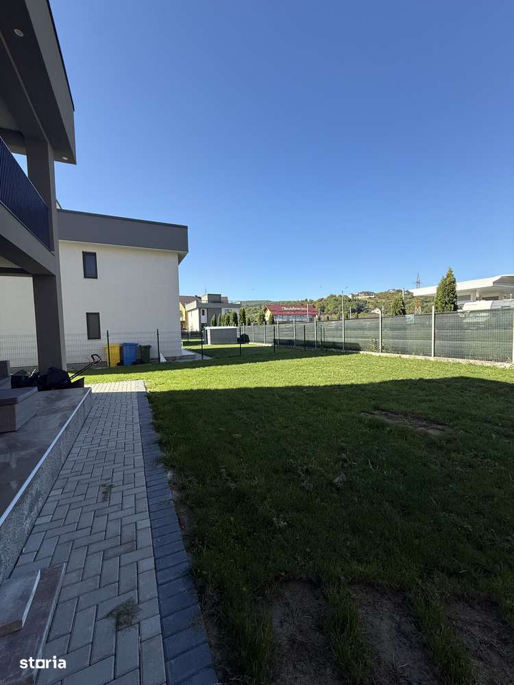 Casă cu rooftop , 3 dormitoare , 3 băi , ansamblu rezidențial-3