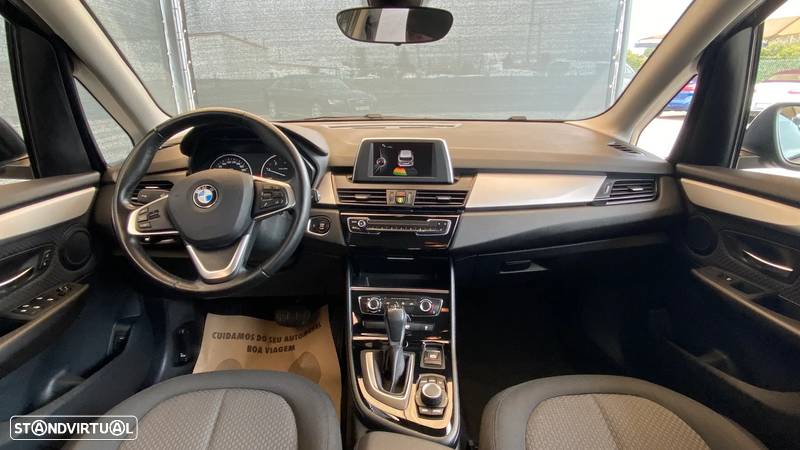 BMW 218 Active Tourer d Auto - 32