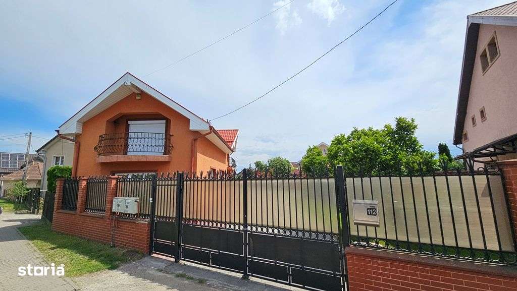 Casa de vanzare in oras, Cartierul Unirii, ideal pentru invesitie-1