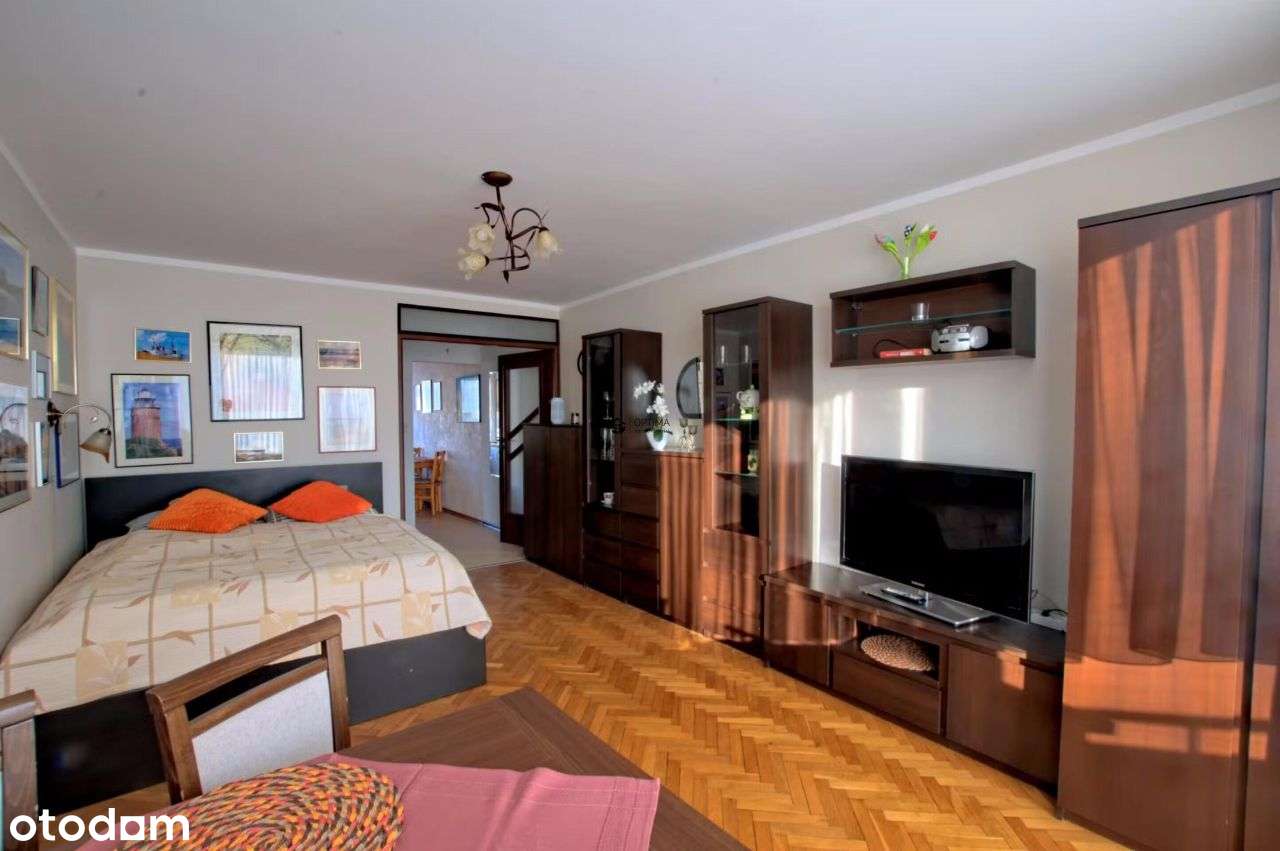 Giełdowa 35,2m2, balkon, oddzielna kuchnia-8