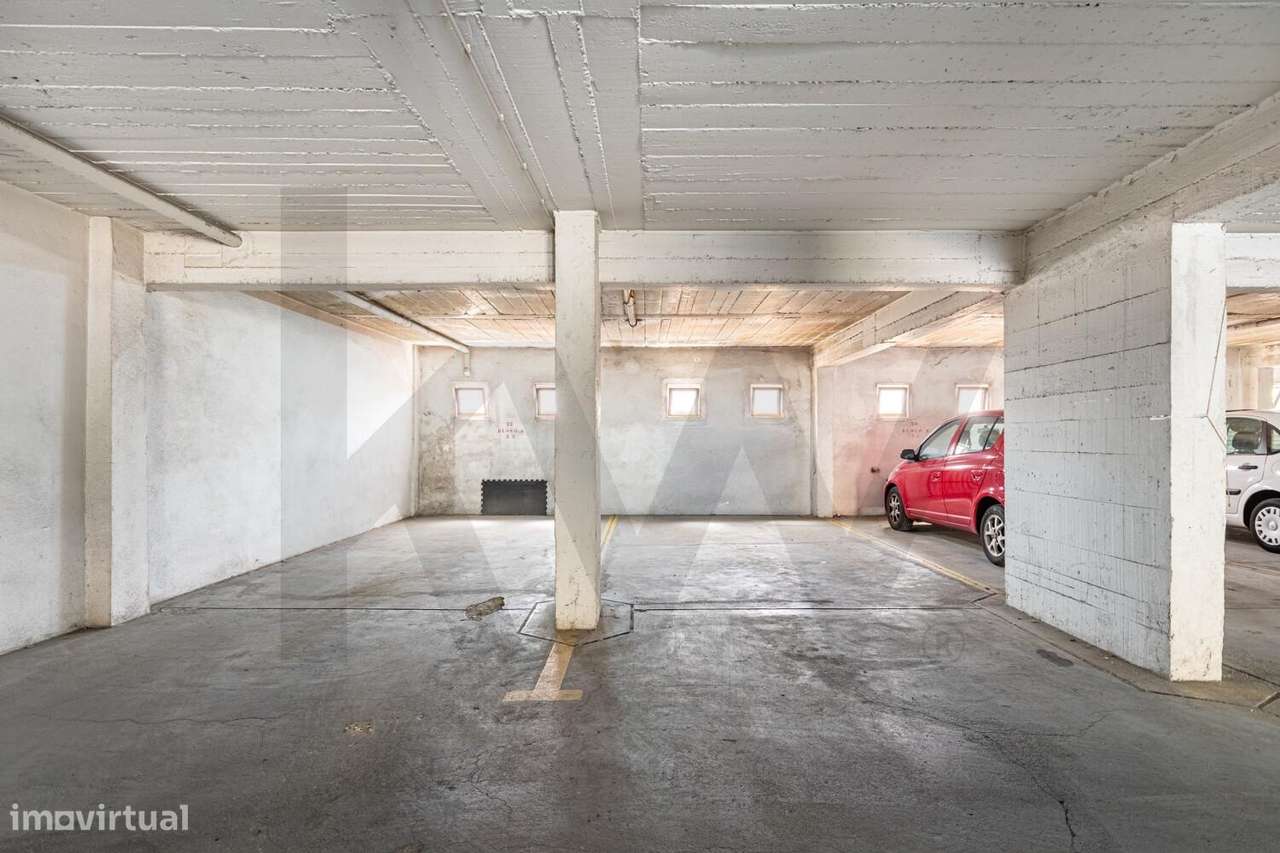 T2 em Queluz-Belas com Parqueamento-16