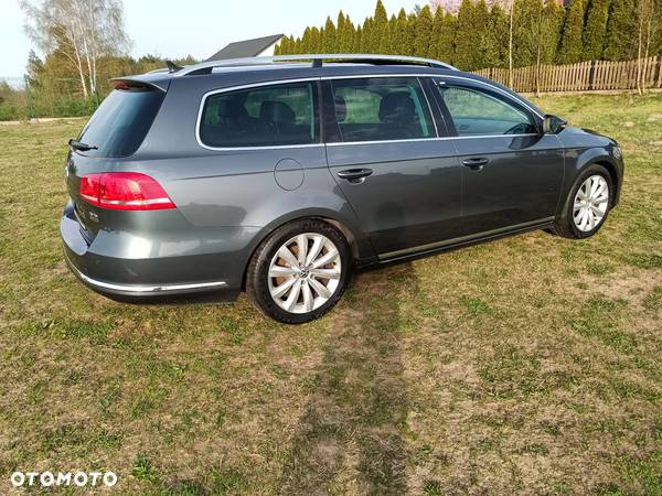 Volkswagen Passat 2.0 TDI DPF Highline - 2