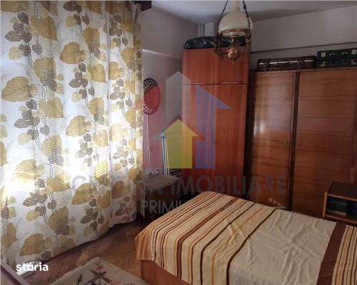 3 camere 74 mp, confort 1 decomandat, etaj intermediar, Republicii - Imagine principală: 3/7