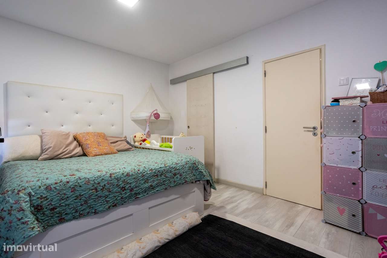 Apartamento T1 Remodelado-16