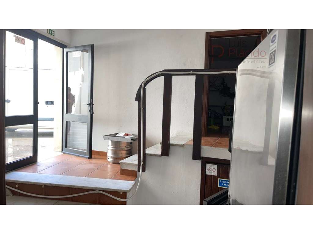 Restaurante no centro da cidade de Sines-15