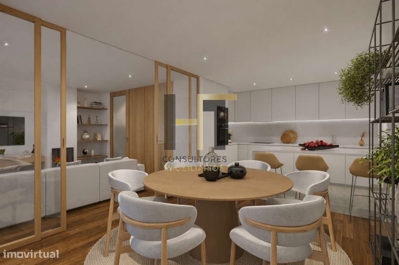 Moradia T3 | 235m² de Logradouro + Possibilidade de Piscina | Varanda-7