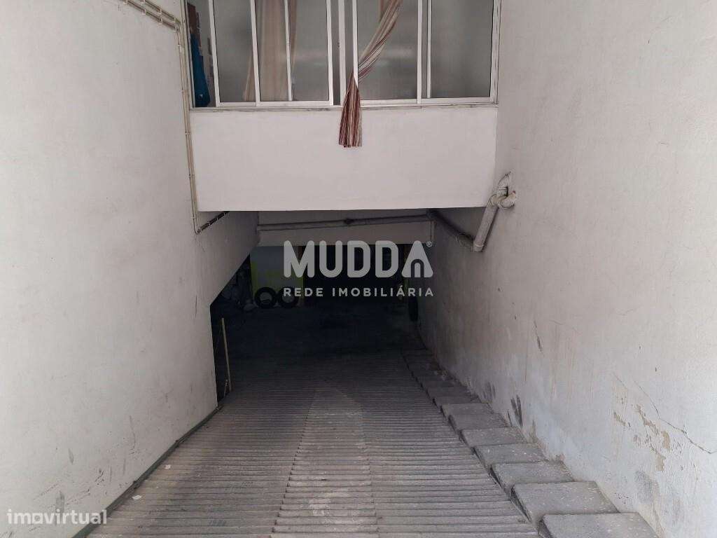 Garagem Box 16m2 no centro de Caldas da Rainha | Excelente investiment-3