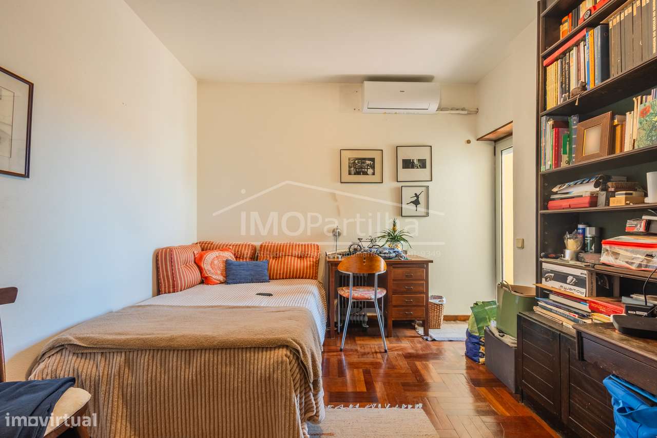 Moradia Dividida em 3 Apartamentos Caparide - São Domingos de Rana-12