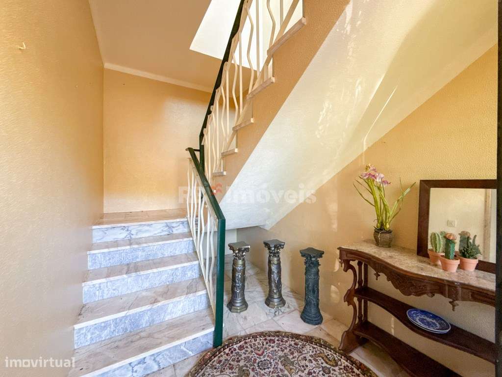 Moradia T2+1 com 2 pisos e garagem - Vila Nova de Paialvo, Tomar-12