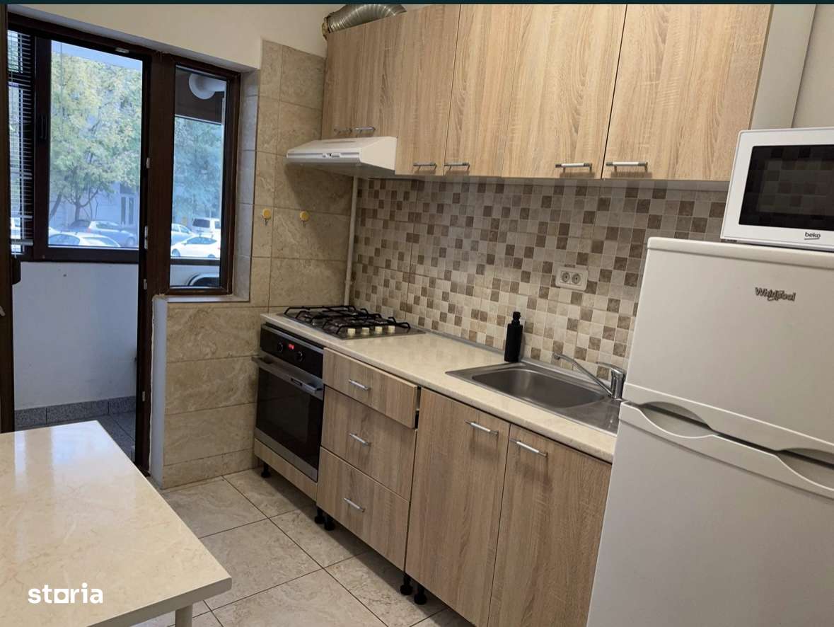 Vânzare apartament 2 camere parter înalt bloc nou/ Lujerului - Imagine principală: 5/7