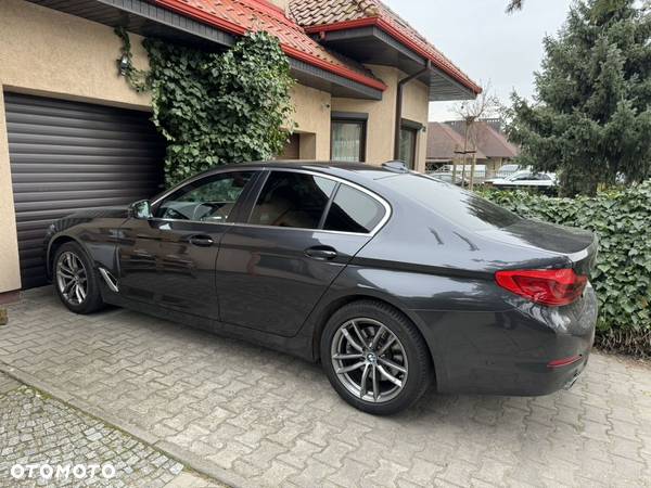 BMW Seria 5 520d Luxury Line - 39