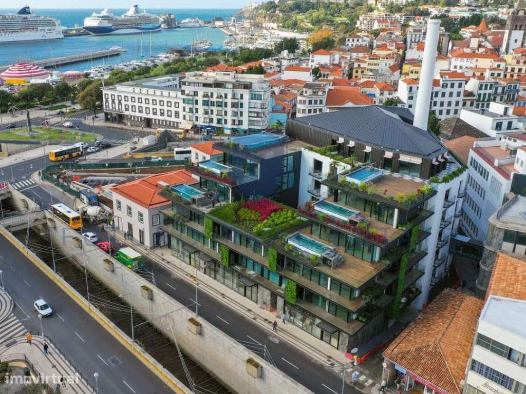 LOJA COMERCIAL | CENTRO | FUNCHAL - Grande imagem: 2/31