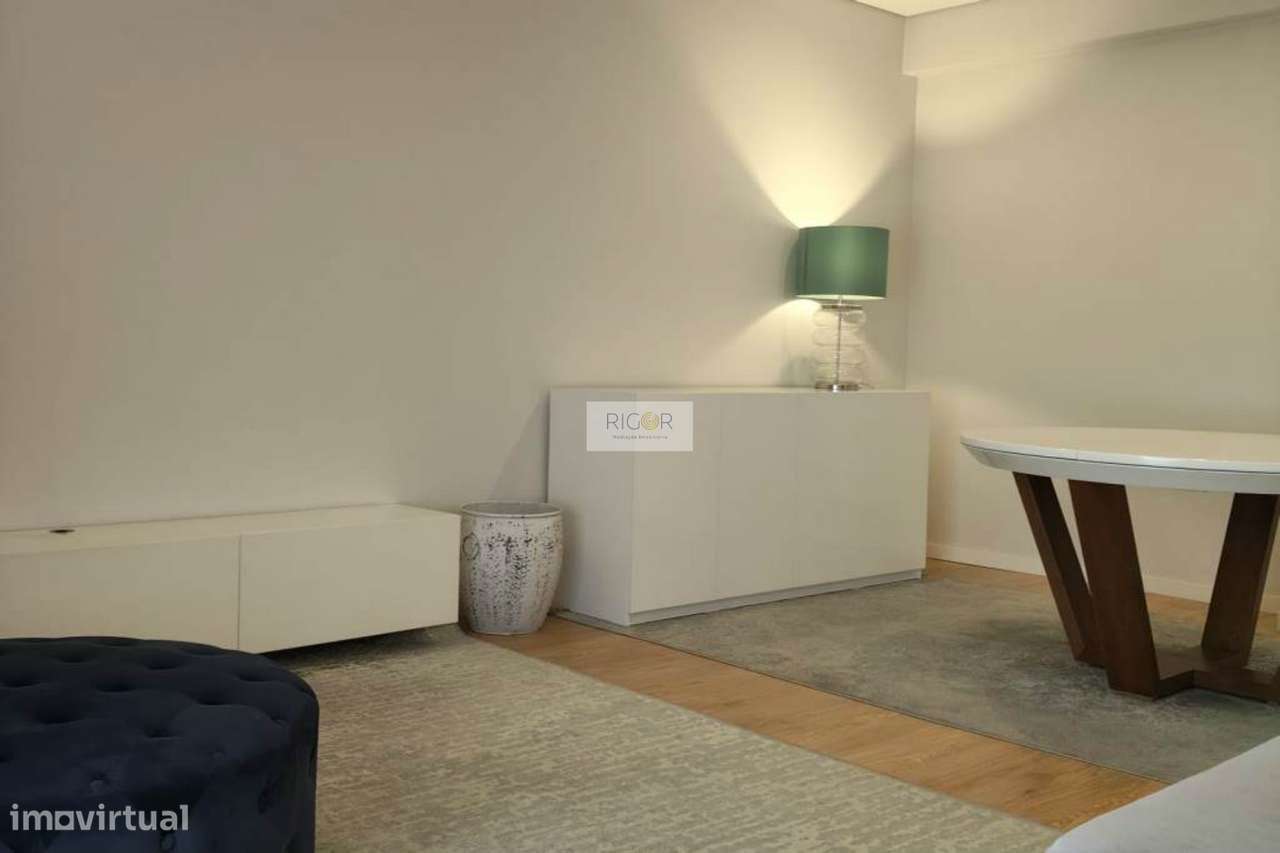 Apartamento T2+1 junto á Câmara de Matosinhos - Grande imagem: 2/15