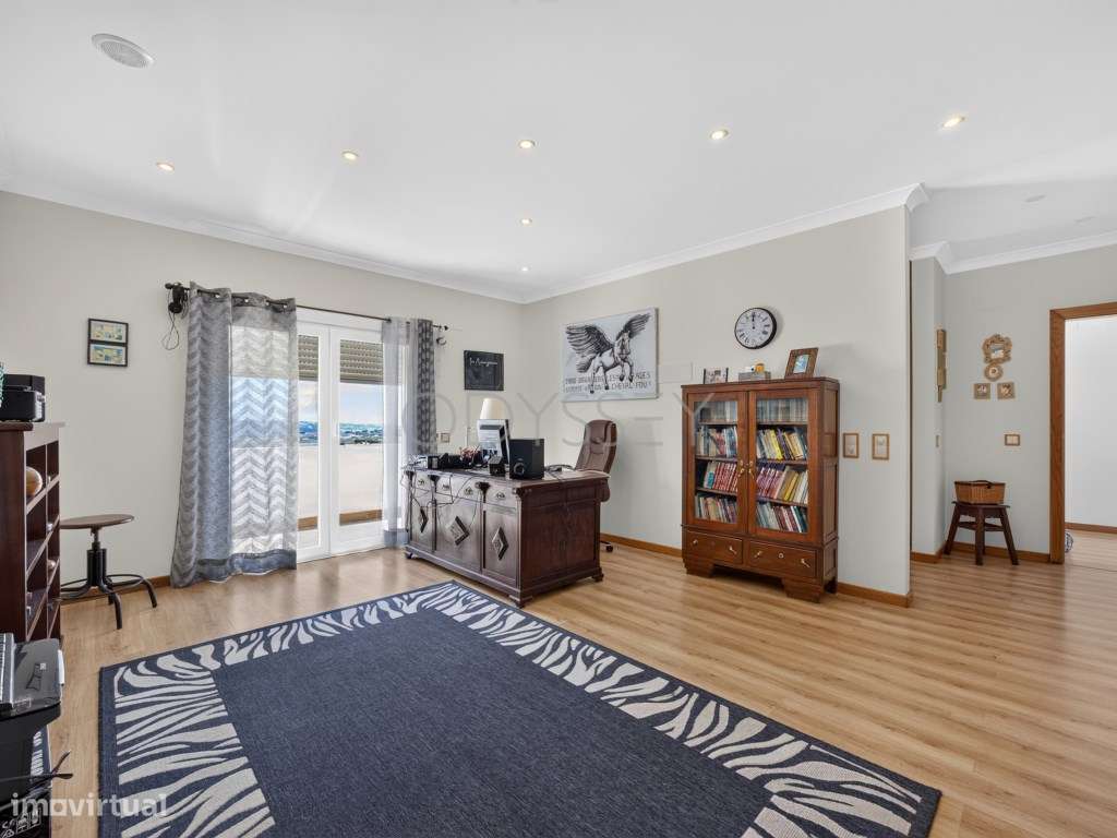 Excecional Moradia de Campo com Piscina e Vista Mar | Encarnação, M...-46