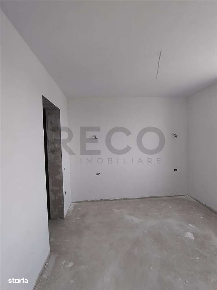 RECO Case insiruite cu 3 camere in Sanmartin - Imagine principală: 5/11