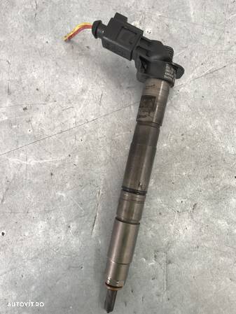 Injector Audi A4 B8 Avant 2.0 TDI  Multitronic LAT MMV LLA KSR 143cp - 1