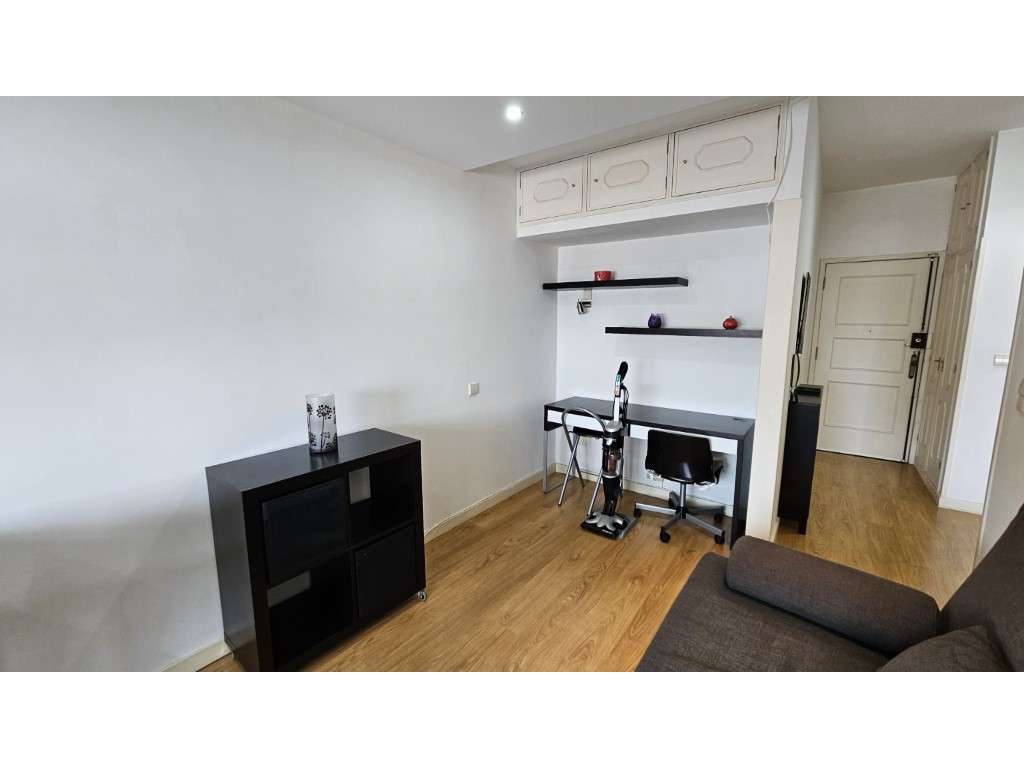 Apartamento T1 no Centro do PORTO - Excelente Oportunidade de Inves...-8