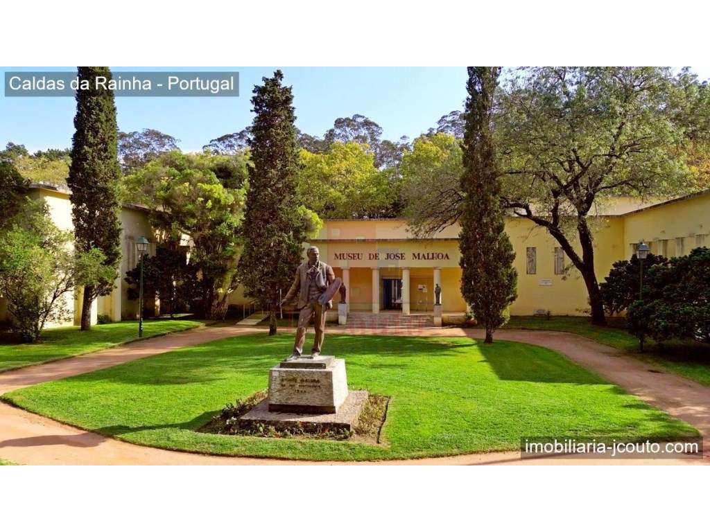 MORADIA T2 com quintal em Caldas da Rainha-21