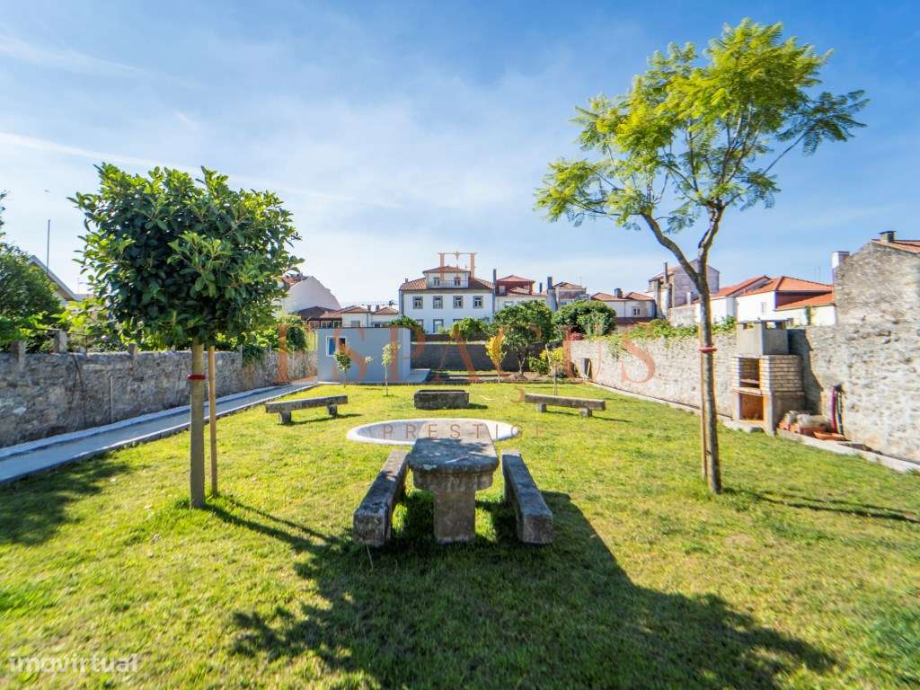 Moradia T3 em Banda no Coração de Viana do Castelo-37