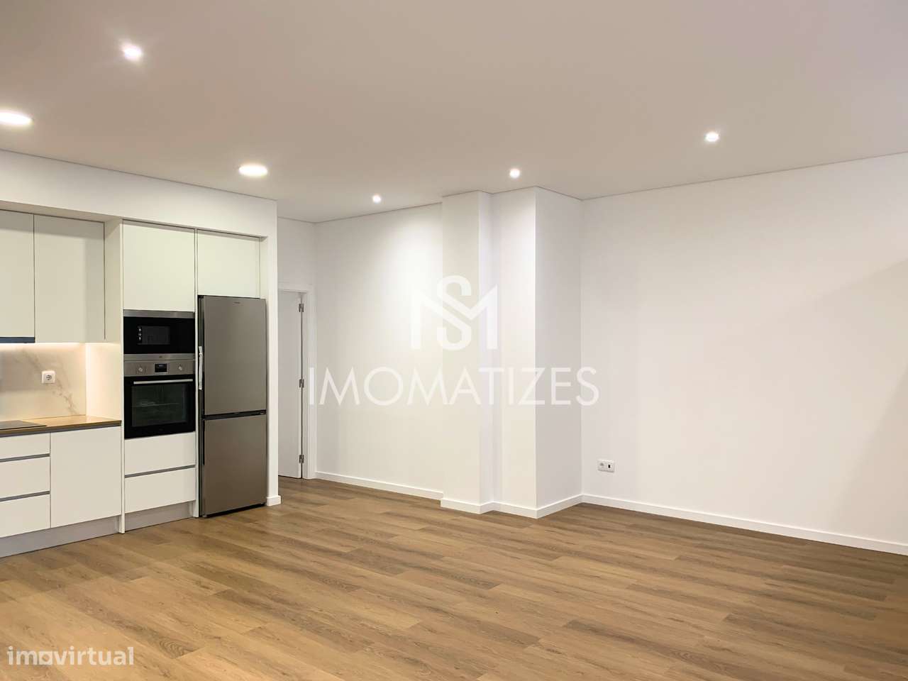 Apartamento T2+1 totalmente renovado - São Romão do Coronado-7