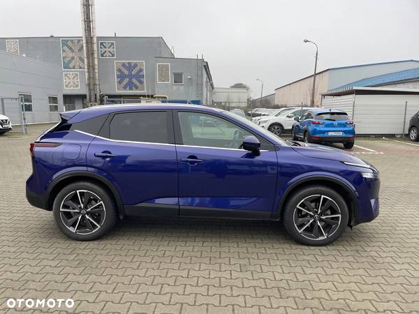 Nissan Qashqai 1.3 DIG-T mHEV N-Connecta Xtronic - 4