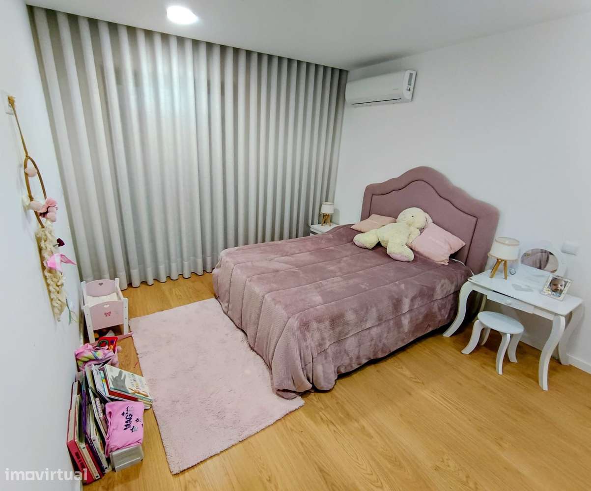 Moradia T3 com escritório e piscina-10