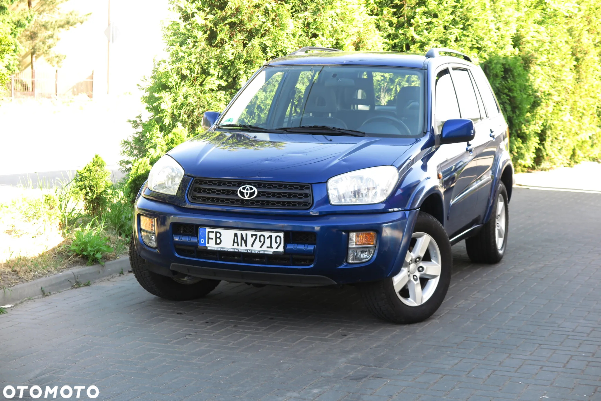 Toyota RAV4 2.0 VVT-i Luna - 2