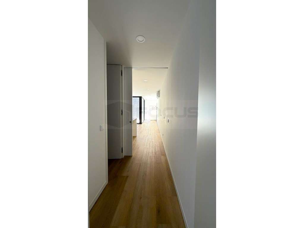 Excelente apartamentoT1 - com Lugar de estacionamento - Aveiro centro-8
