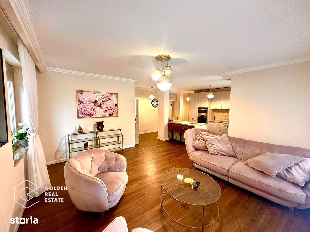 Apartament premium, zona Subcetate, 3 camere, 2 bai, loc parcare, sala - Imagine principală: 2/16