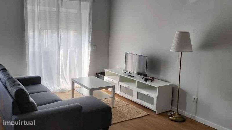 T2 Remodelado em Baixa da Banheira - Grande imagem: 5/9