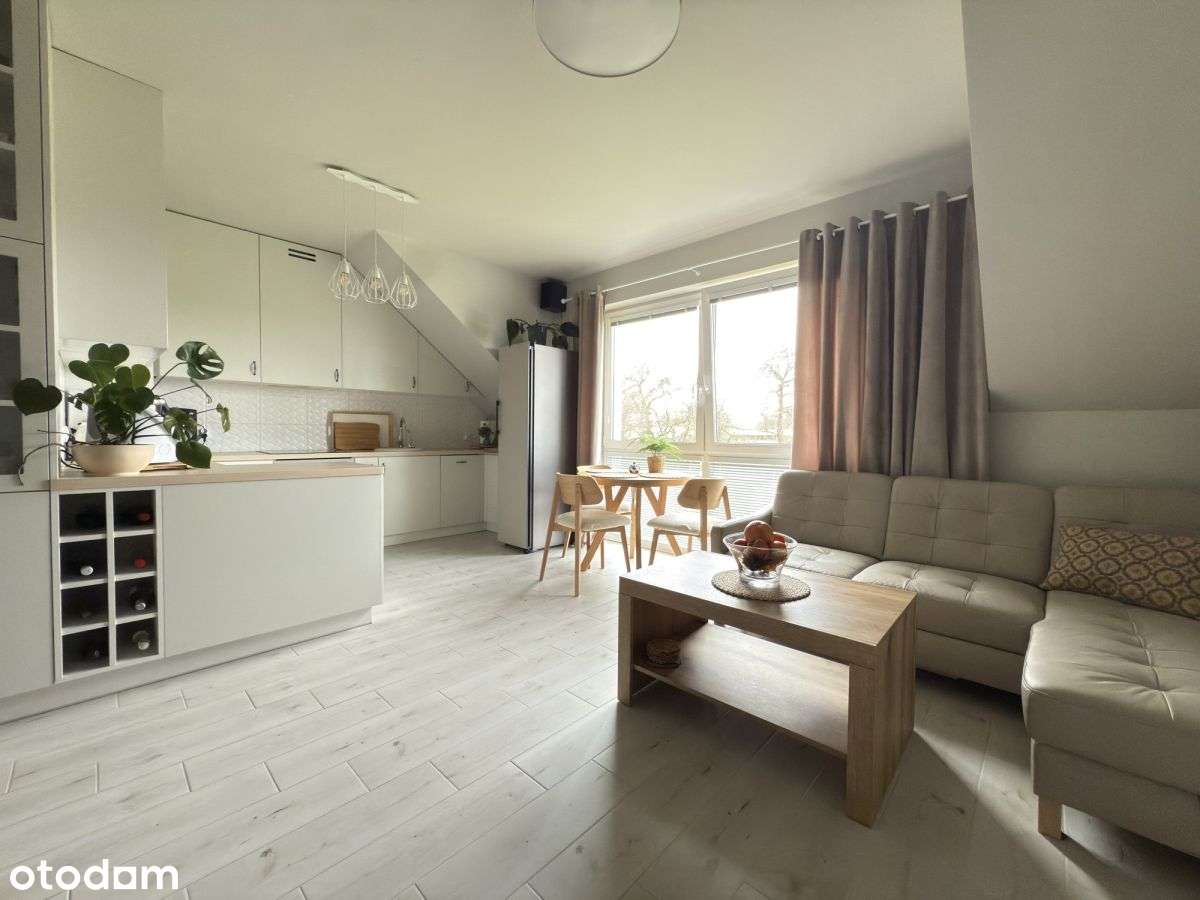 Dwupoziomowe przytulne mieszkanie, z ogrodem-2