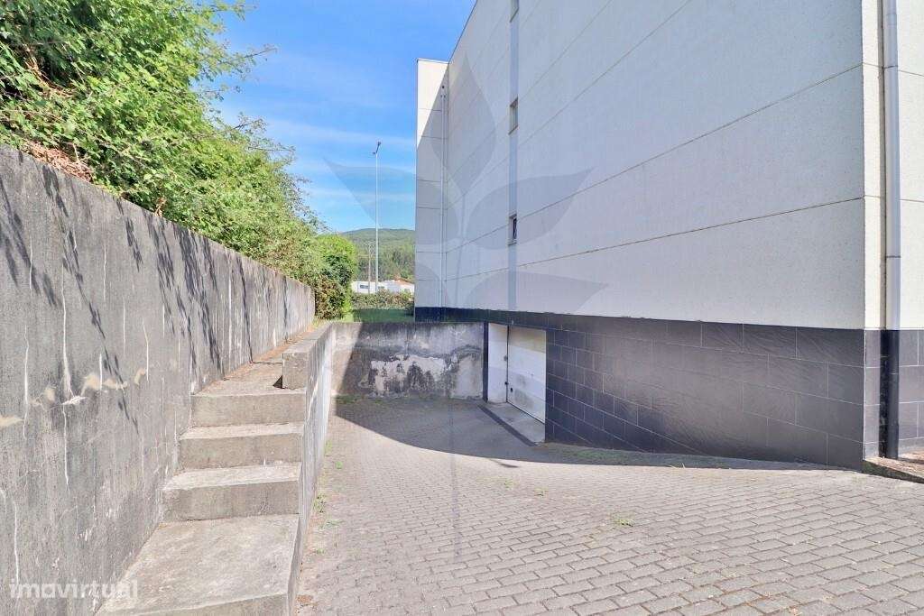 Venda apartamento T3 na freguesia de Este (São Pedro)-31