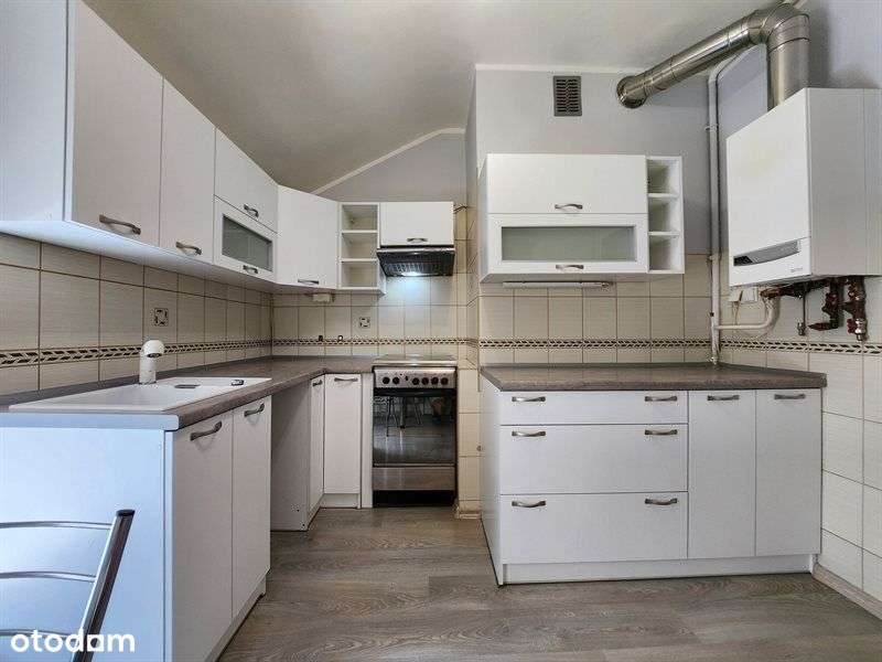 Zamieszkaj Na Drugim Piętrze W Ładnej Kamienicy !-5