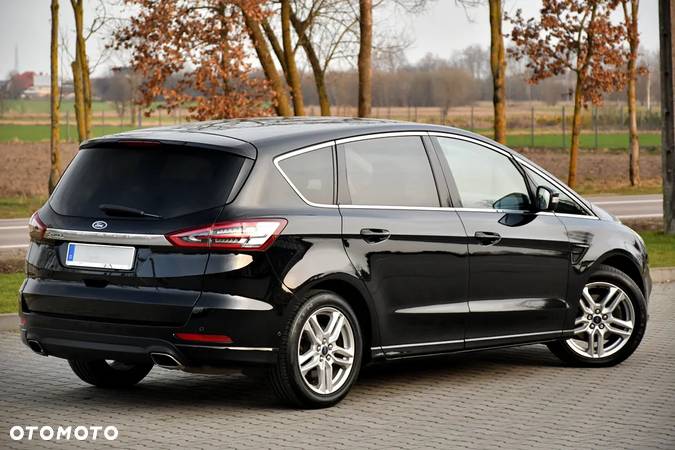 Ford S-Max 2.0 TDCi Titanium PowerShift - 14