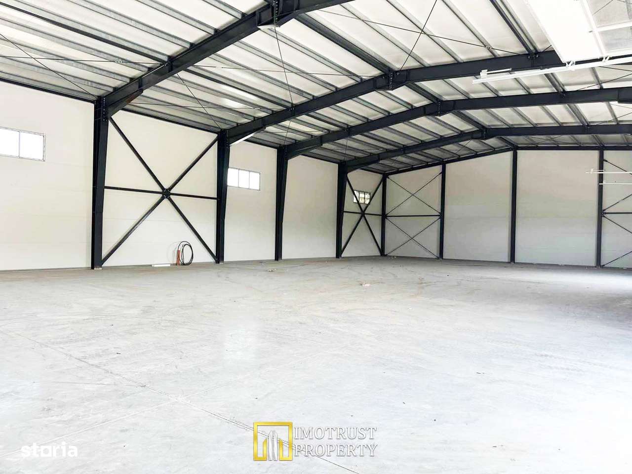 Hala industriala noua de inchiriat – 700 mp | Arad Micalaca Est - Imagine principală: 2/11