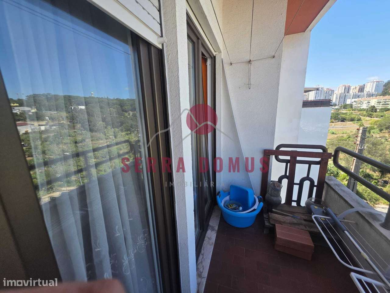 Apartamento T2 + 2 com terraço 53 m² localizado em Rio de Mouro-6