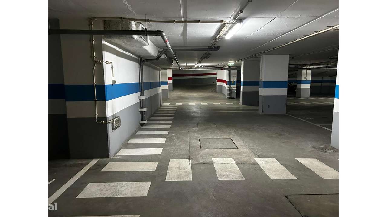 Lugar de Estacionamento no Areeiro-6